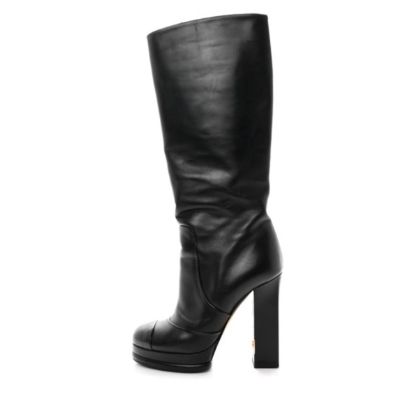 CHANEL
Calfskin Knee High Boots EU 39 C Black - Picture 7 of 7